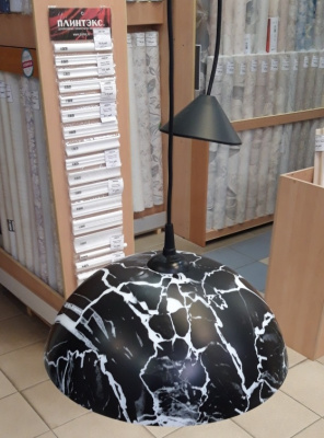 Светильник колпак-пластик D40см в ассортименте