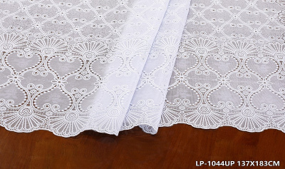 LP-1144U Скатерть GRACE 10шт/рул. (137*182см) (10)