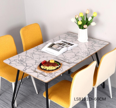 LS8191D Клеенка силиконовая 0,6м*20м (непрозрачный фон) (толщина 0,65мм) (20) 